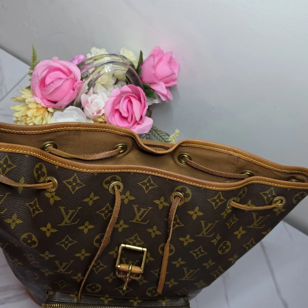 Louis Vuitton Monogram MONTSOURIS GM Backpack | MINT CONDITION 😍💕